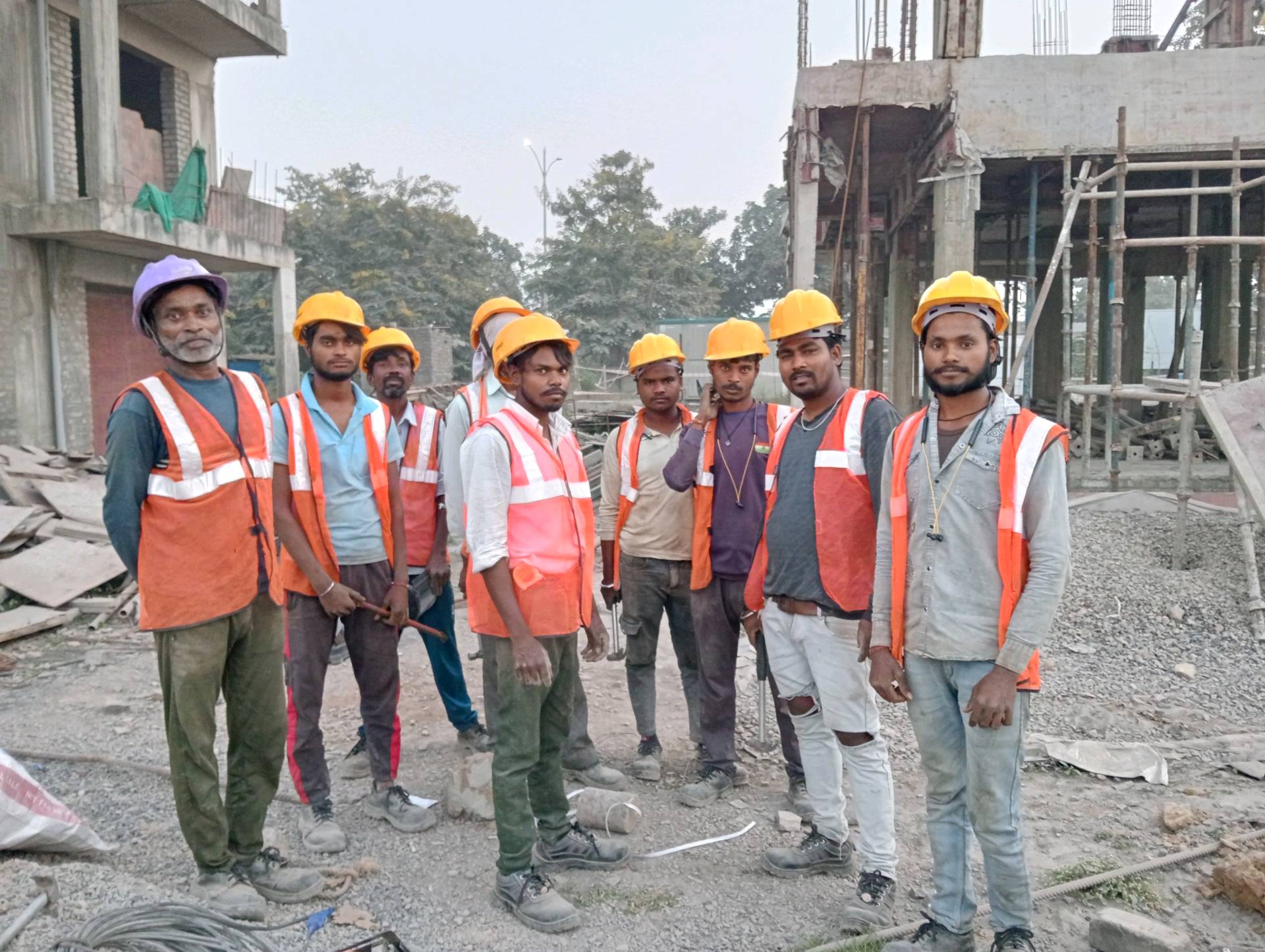 Vikas contactor