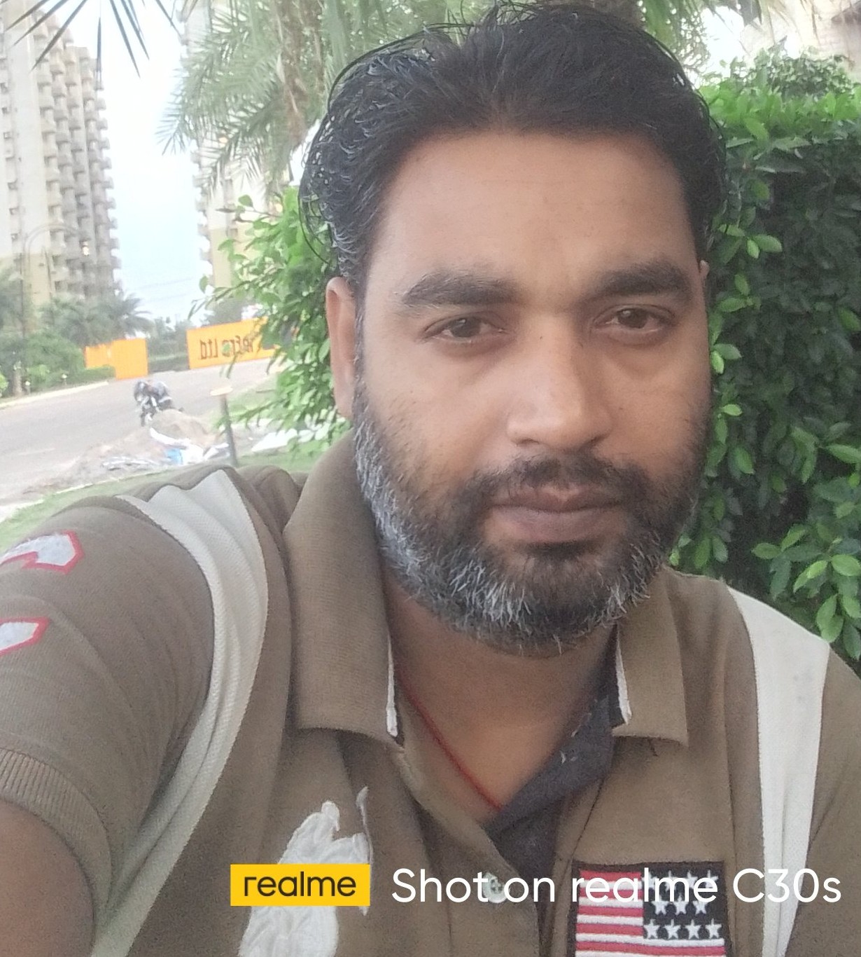 Manoj  PODDAR  P.O.P CONTRACTOR
