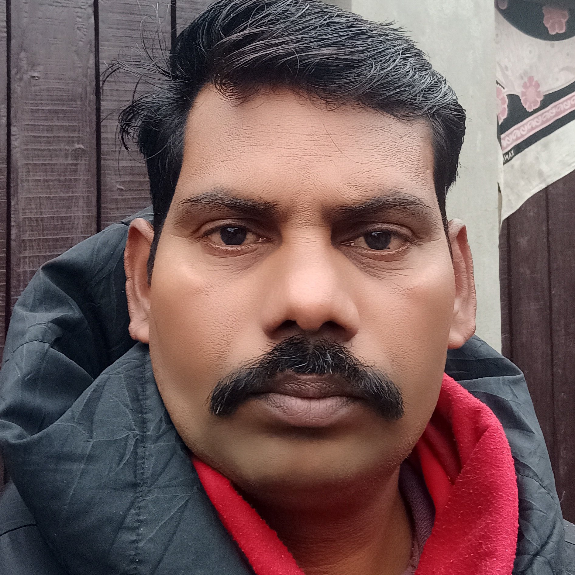 dinesh rathore mistri thekedar